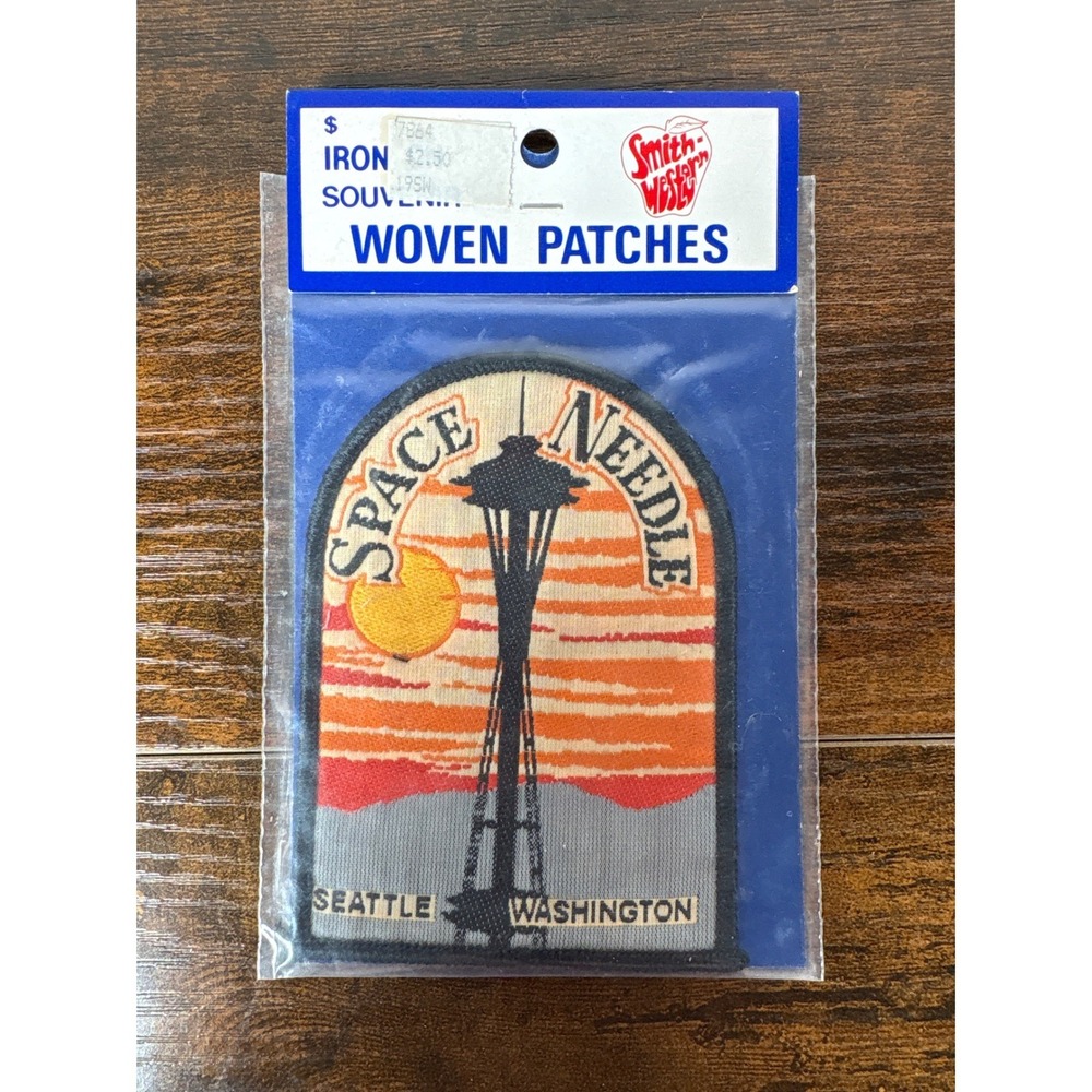 Vintage Smith-Western Seattle Space Needle Woven Patch Souvenir Iron‎ On NEW